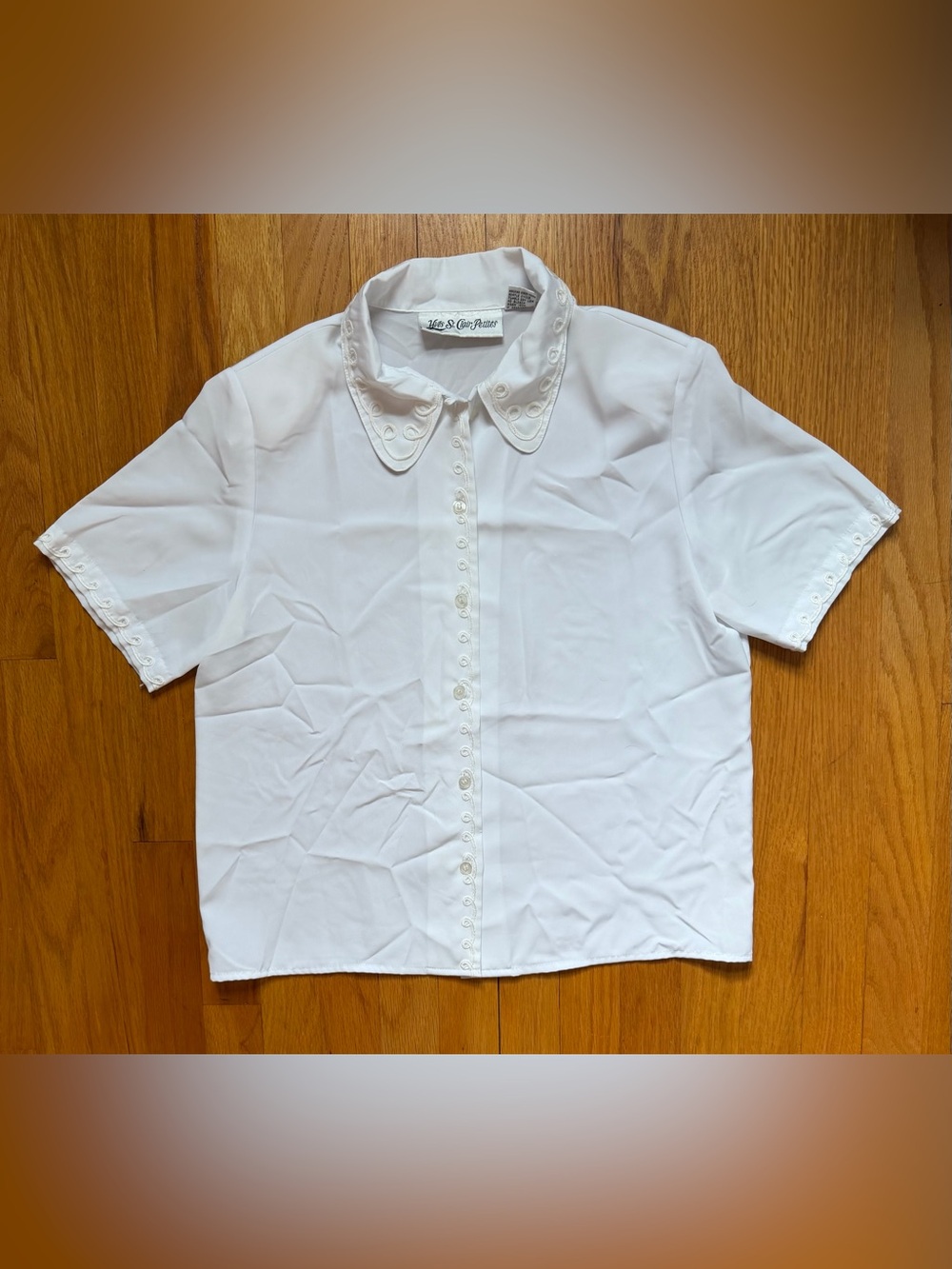 Vintage Yves St. Clair Petites White Short-Sleeve Embroidered Button Up Blouse